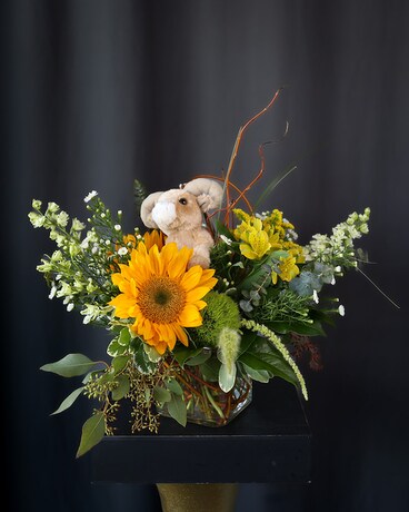 Low and Lush Arrangement size, inches height and inches wide.