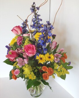 Premium-add 6 additional roses size, inches height and inches wide.