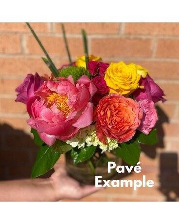 Pavé size, inches height and inches wide.