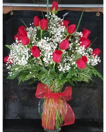 3 Dozen Long Stem Red Roses size, inches height and inches wide.