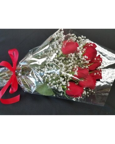1 Dozen Red Roses With Babies Breath size, inches height and inches wide.