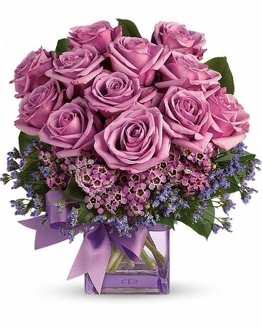 2 Dozen/Upgraded Vase size, 13 inches height and 14 inches wide.