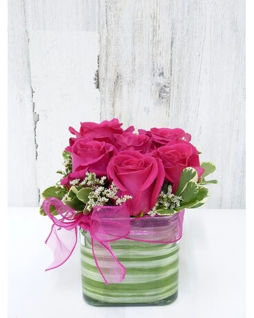 Hot Pink Roses size, inches height and inches wide.