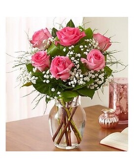 1dz roses w babies breath size, inches height and inches wide.