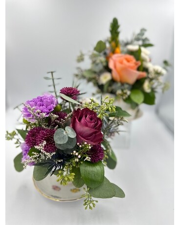 Designers choice tea size, inches height and inches wide.