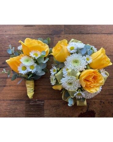 Corsage size, inches height and inches wide.