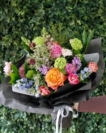 Deluxe size, 15 inches height and 12 inches wide.