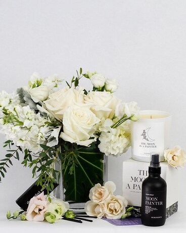 Flowers + Ultimate Home Fragrance Set size, inches height and inches wide.