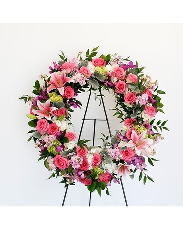 Standard size, 25 inches height and 25 inches wide.