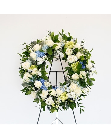 Deluxe size, 30 inches height and 30 inches wide.