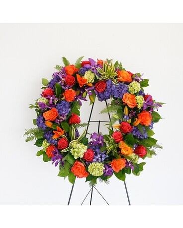 Deluxe size, 30 inches height and 30 inches wide.