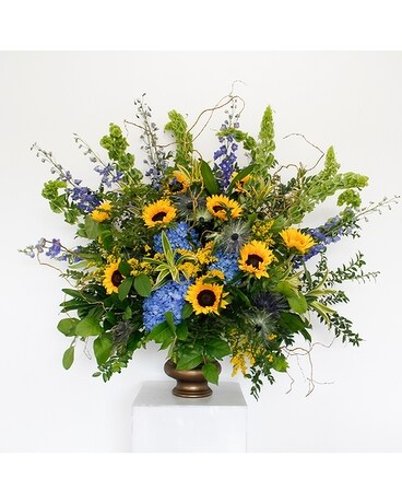 Deluxe size, 35 inches height and 36 inches wide.