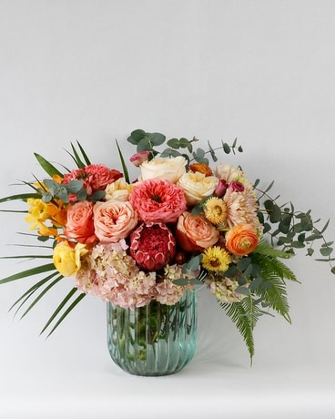 Standard size, 14 inches height and 15 inches wide.