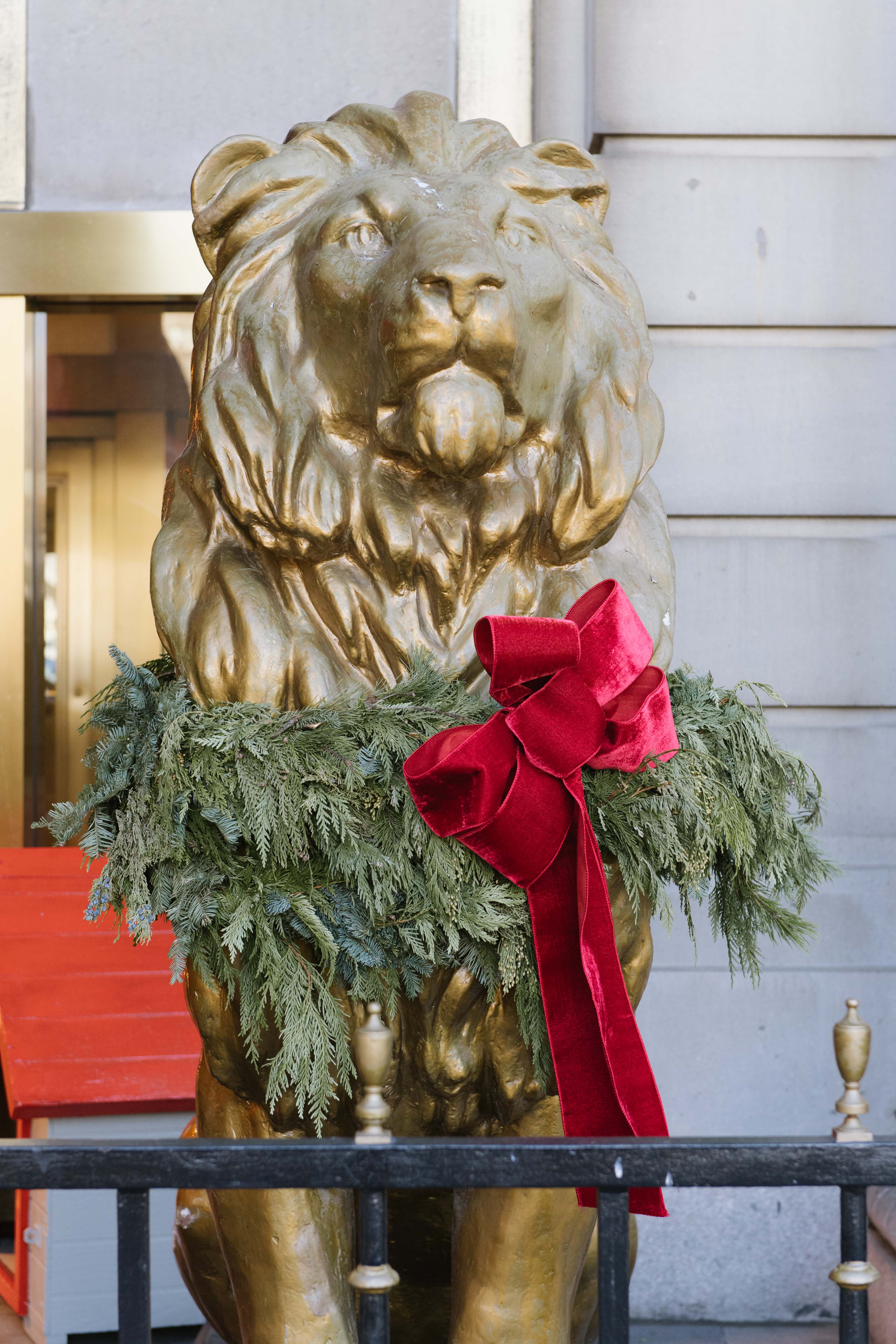 Exterior Décor