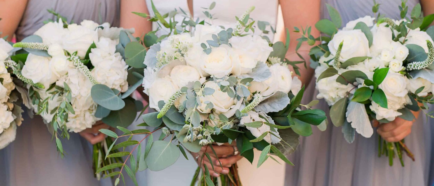 bride and bridesmaid bouquets
