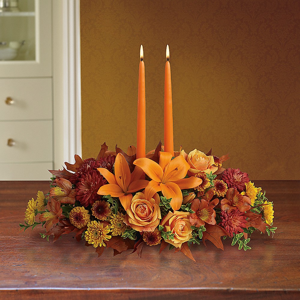 Family Gathering Centerpiece T169-1 in Chicago IL - Soukal Floral