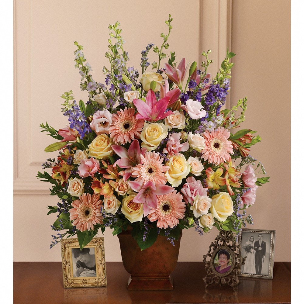 Teleflora's Loving Grace (T220-1A) in Chicago IL - Soukal Floral