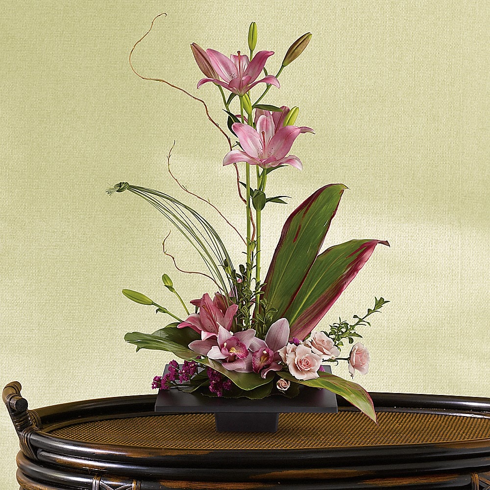 Imagination Blooms with Cymbidium Orchids (T256-1A