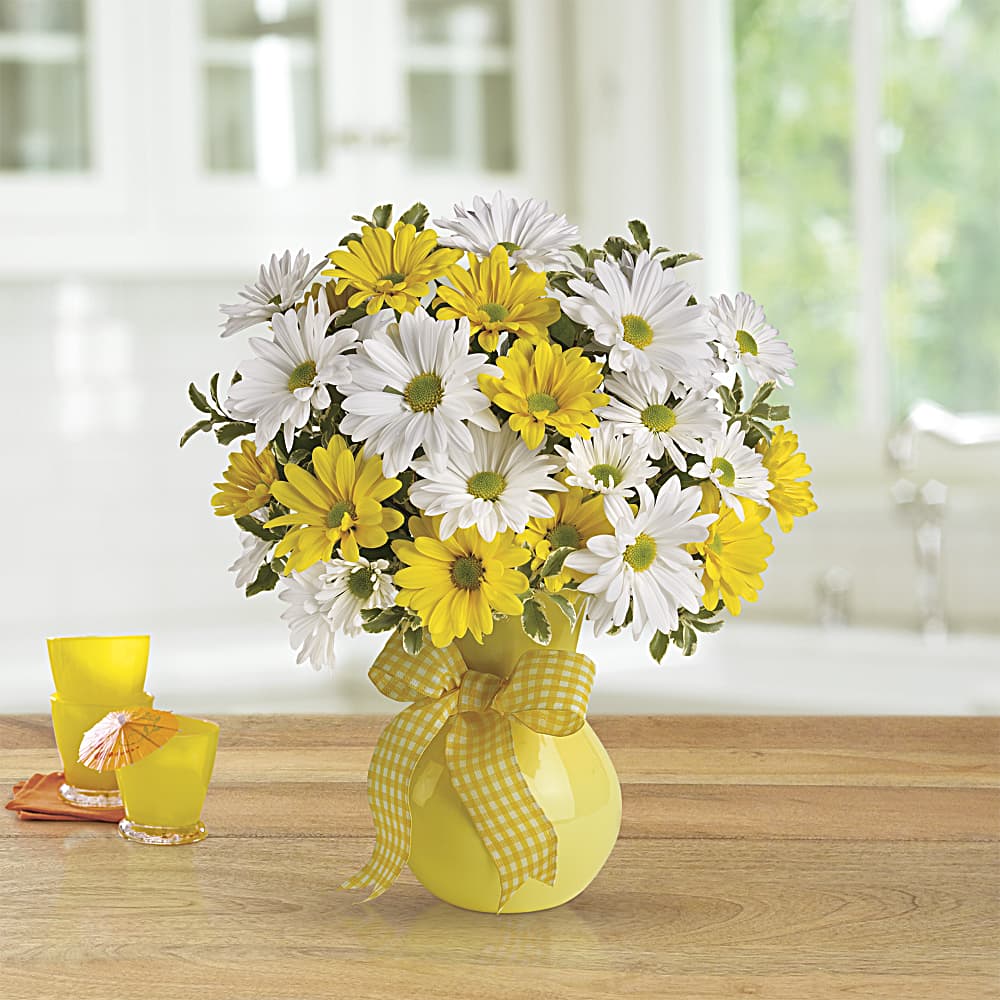 Teleflora's Upsy Daisy Bouquet in Wadsworth OH - Barlett-Cook