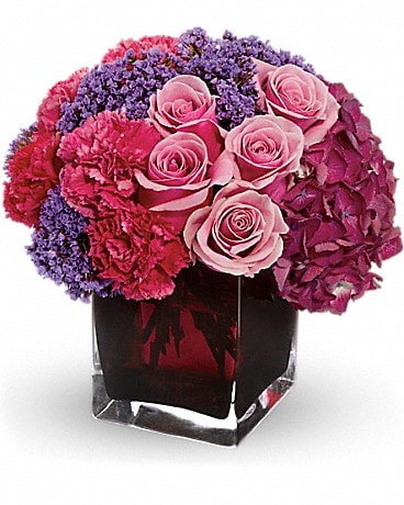 Treasure Bridal Bouquet - Vegas Flowers Delivery %