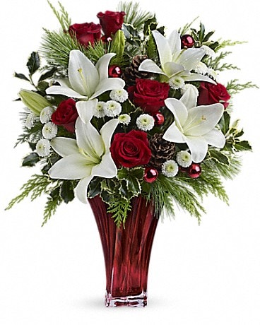 Teleflora's Wondrous Winter Bouquet