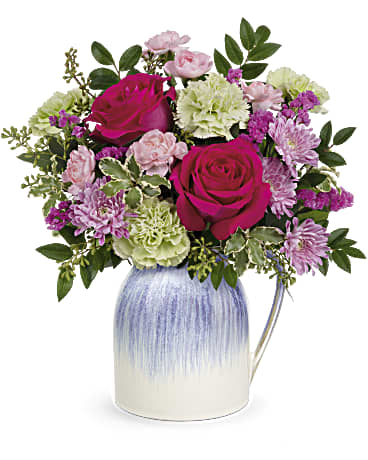 Teleflora's Spring In The Countryside Bouquet