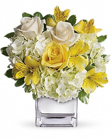 Teleflora's Sweetest Sunrise Bouquet