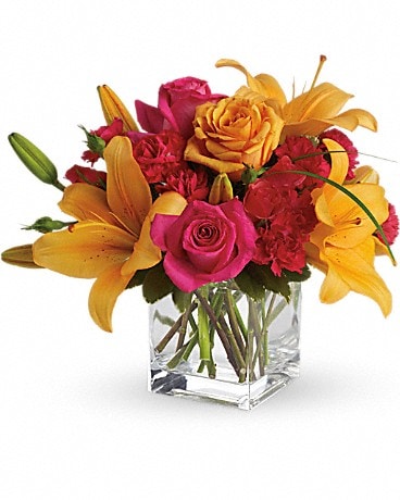 Teleflora's Uniquely Chic