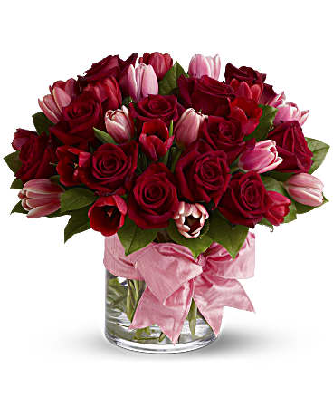 Two Dozen Red Rose Bouquet  Voted Oakville's #1 Florist – FIORI Oakville