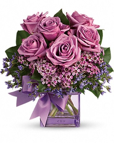 Pink Mixed Rose & Daisy Bouquet with Box – Flower Arrangements