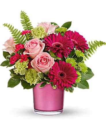 Teleflora's Regal Pink Ruby Bouquet In Berwyn Il - Berwyn's Violet 