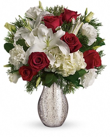 A Christmas Kiss by Teleflora Bouquet