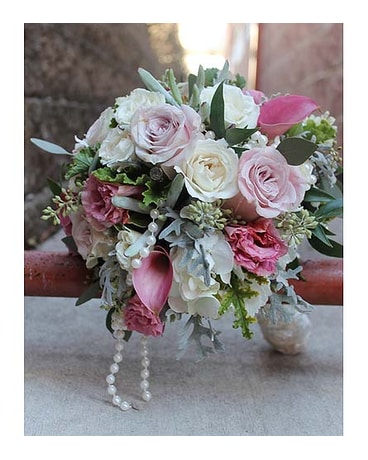 Classic Beauty Vintage Bouquet