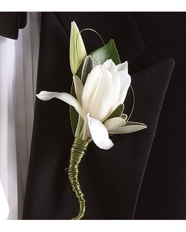 Tulip Boutonnière