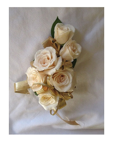 Dance Event Flowers Delivery Hales Corners Wi Barb S Green House Quick View Champagne Rose Corsage