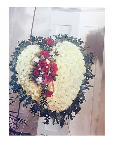 Heart cover w/white & red