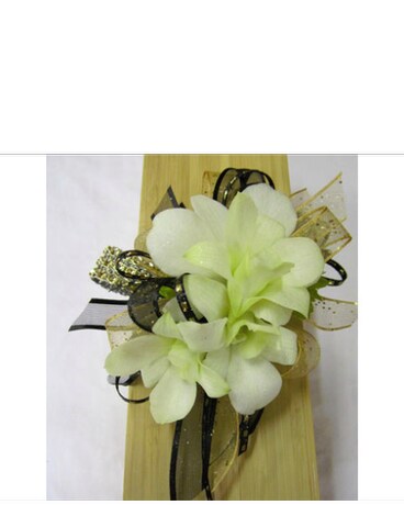 Springtime Corsage in Arlington, Carrolton & Plano | In
