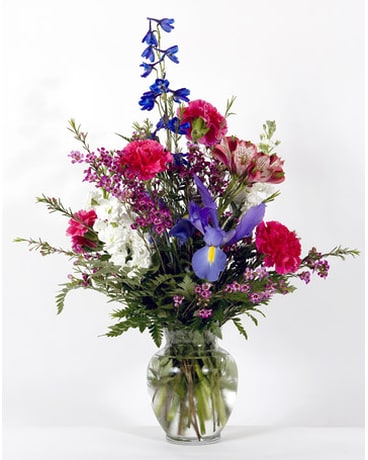 Lagoon in Indianapolis IN - Gillespie Florists & Flower Delivery
