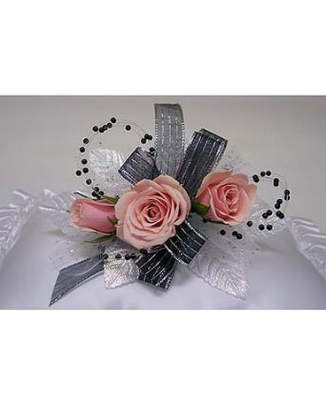 3 White Spray Rose Wristlet Corsage in Indianapolis, IN - SHADELAND FLOWER  SHOP