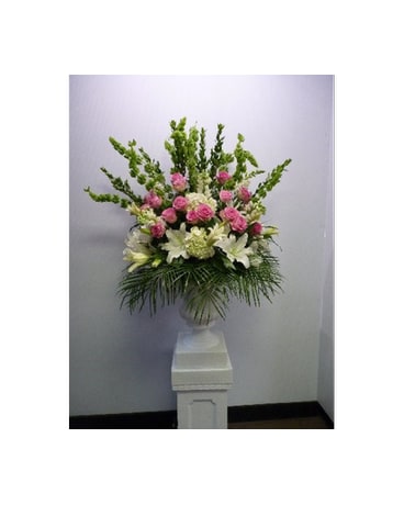Rental Urn in white and Pink