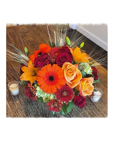 Designers Choice Round Centerpiece Flower Arrangement