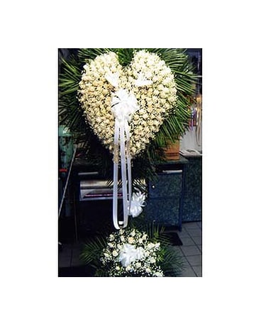 White Rose Heart with Baby's Breath