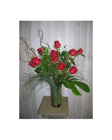 Modern Dozen(4872V) Flower Arrangement