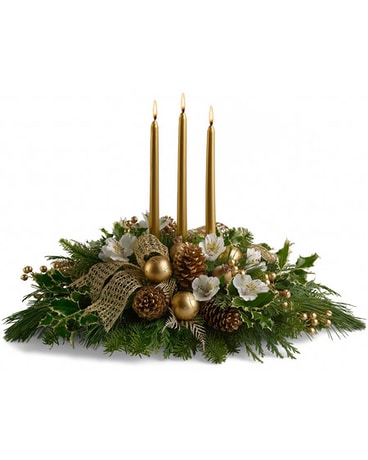 Royal Holiday Centerpiece