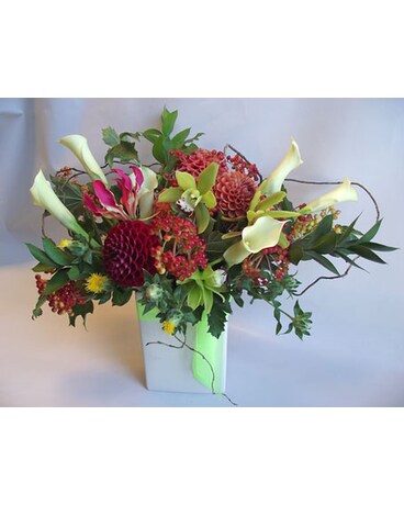 Elegant Beauty Flower Arrangement