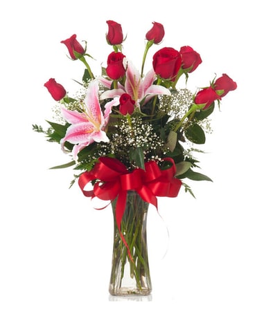 Buds and Blooms Dozen Roses with Stargazer