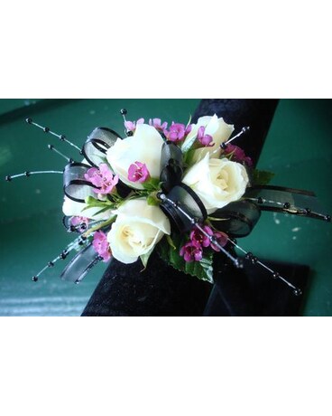 White spray rose wristlet