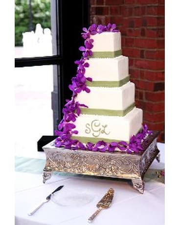 Green and White Cake Flower Arrangement