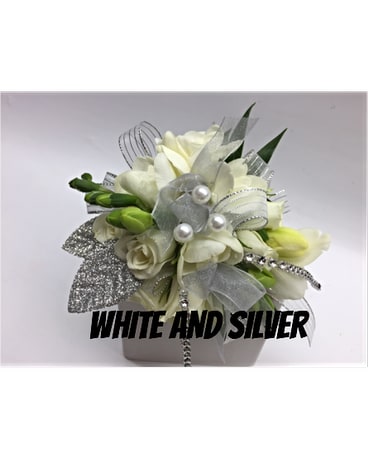PROM CORSAGE 2017PR-06