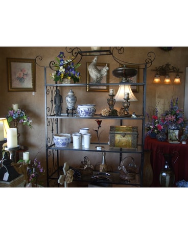 SHOP DISPLAY